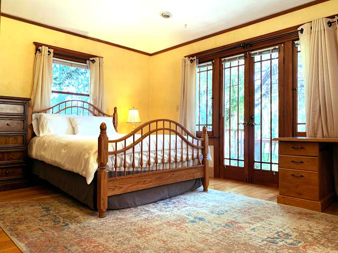 Robert Lane's room