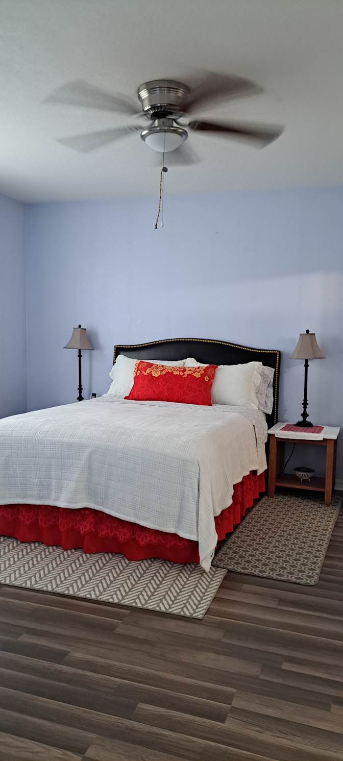 CHRISTY  KETSDEVER's room