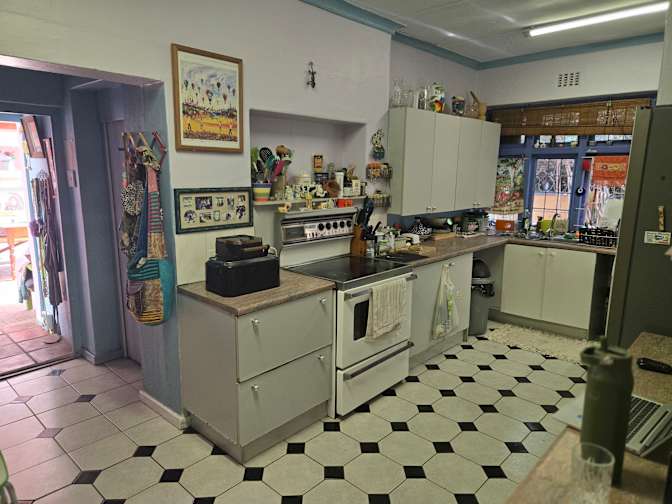 Green Point Tree House's room