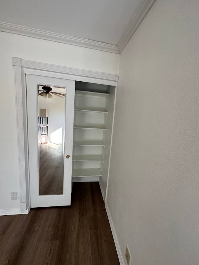 Sang's room