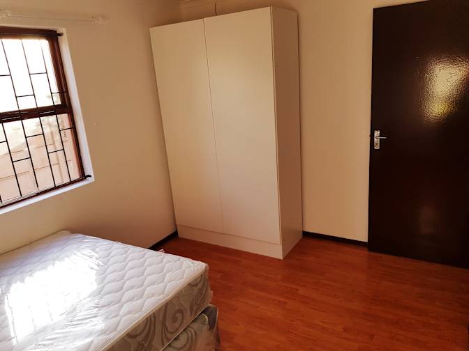 Siza's room