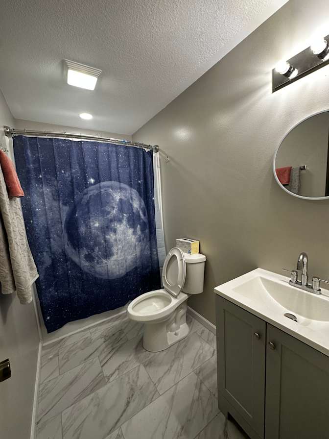Ari's room