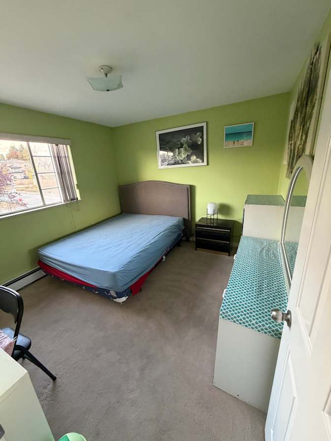 Sharlin's room
