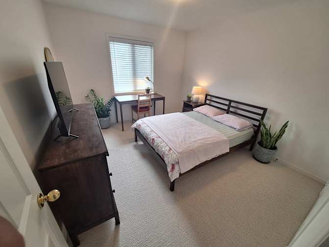 Greenstay Market's room