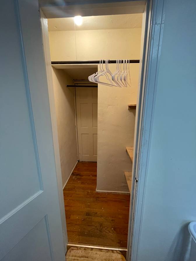 James U's room