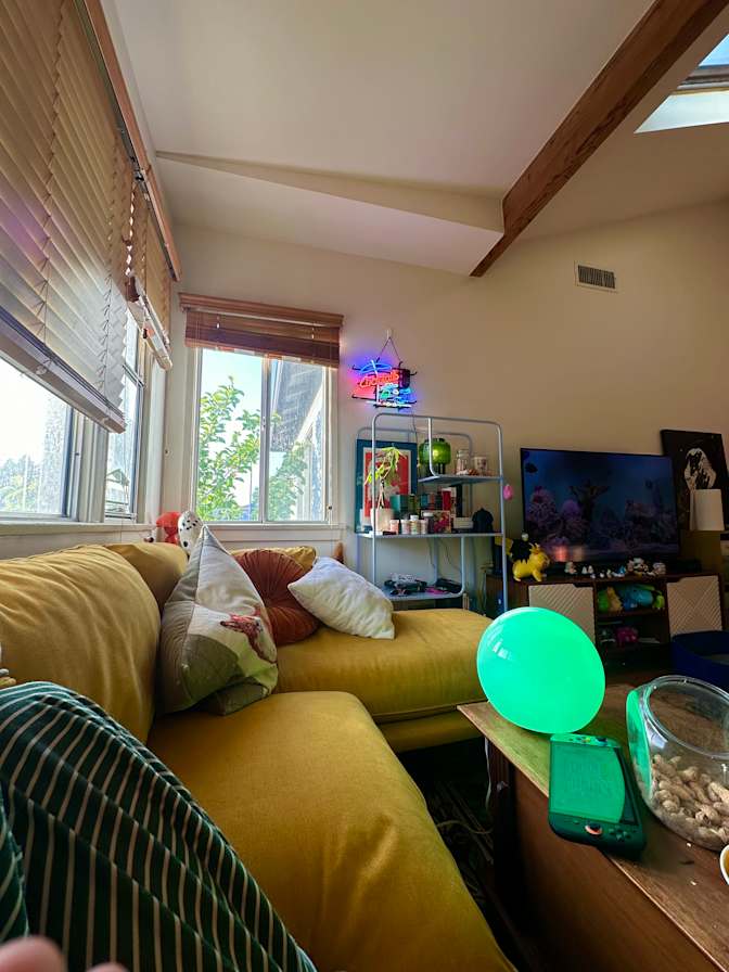 Gwen's room