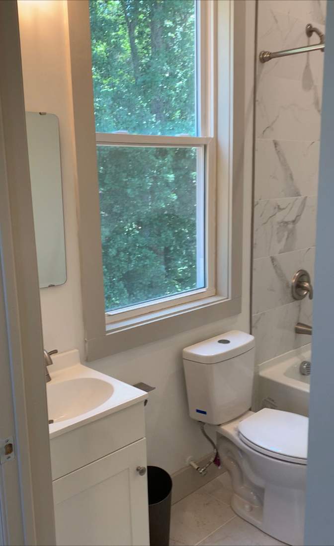 Alcove Rooms's room