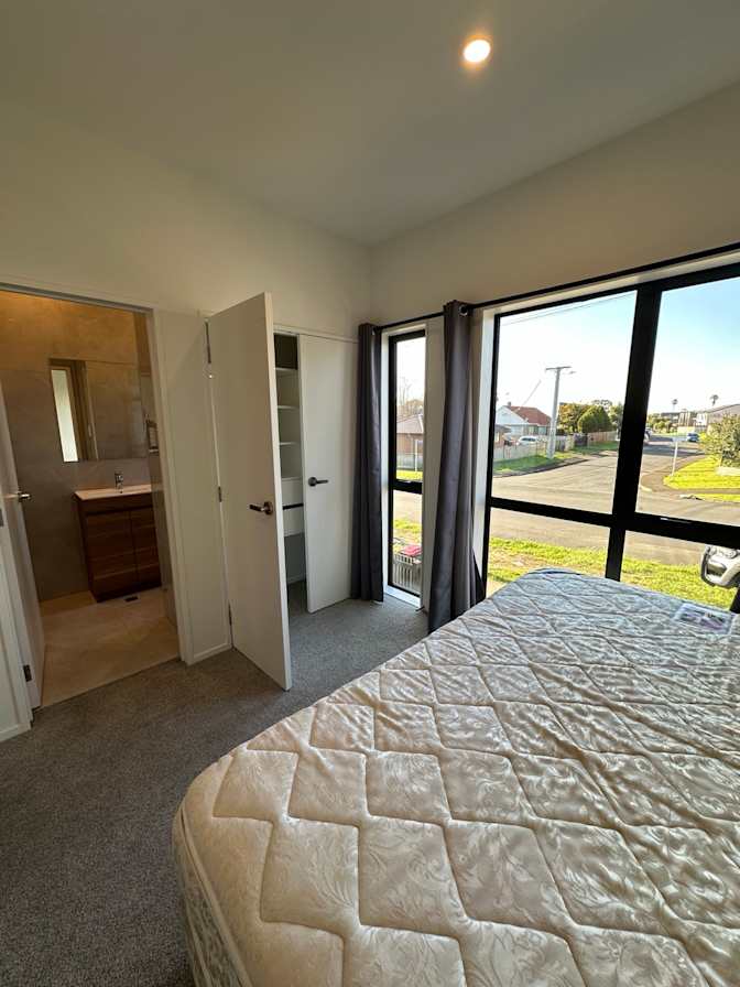 seunghwan Lee's room