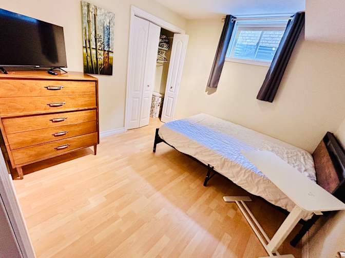 Bless's room
