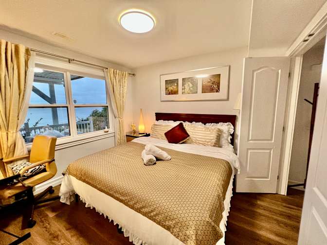 Xiaoye ( Zoe)'s room