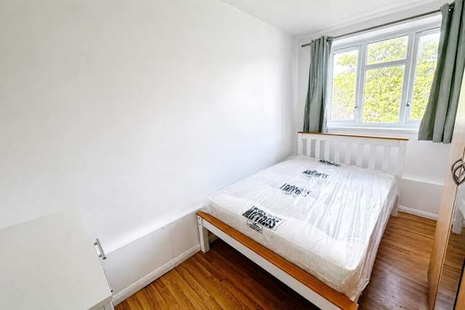 LDS Property Finder's room