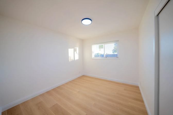 Crystal Mispilkin's room