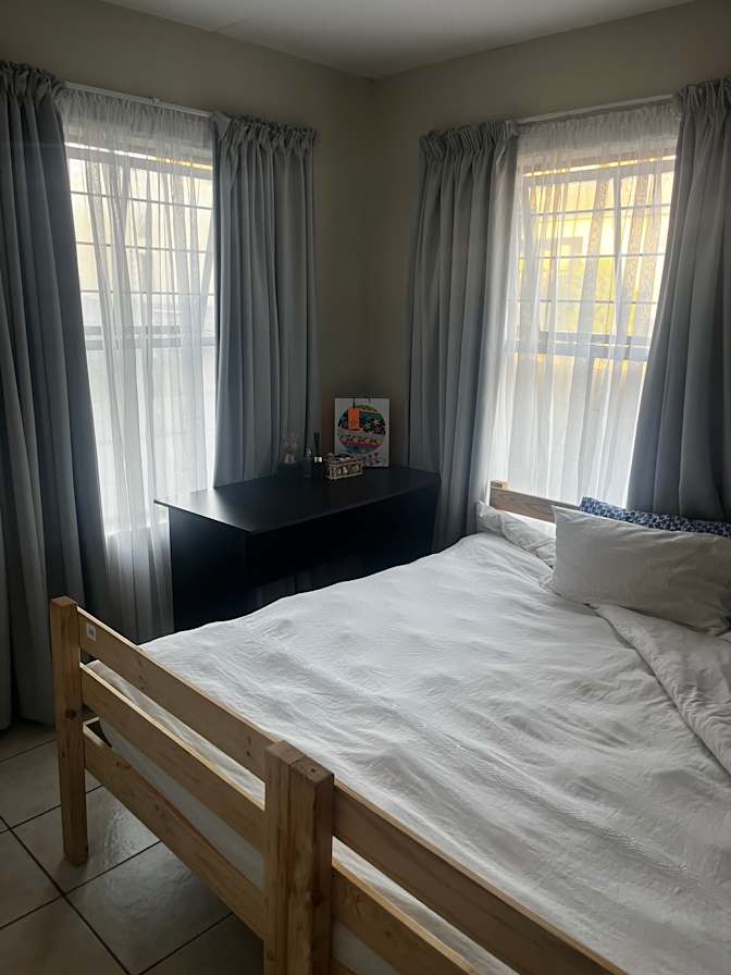Luzanne's room