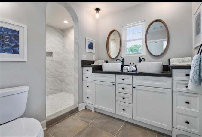 Alcove Rooms's room