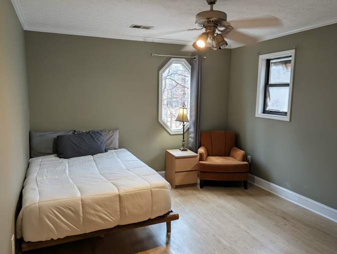 Apple House Living's room