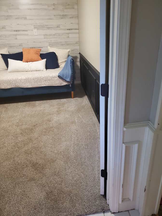 Andrea's room