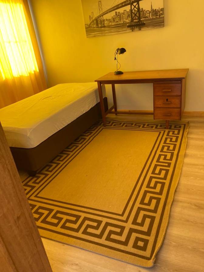 RUTH SAULS's room