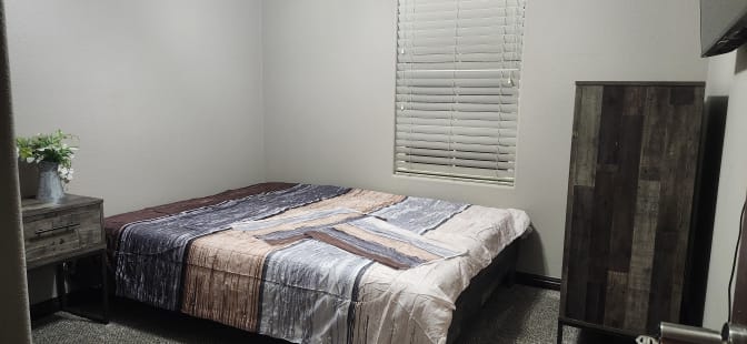 Mike & Reese ( in profile pic)'s room