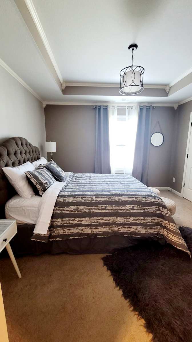 Oshirley's room