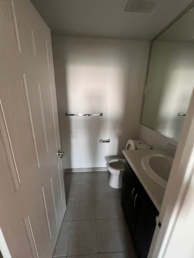 Salman Rashid's room