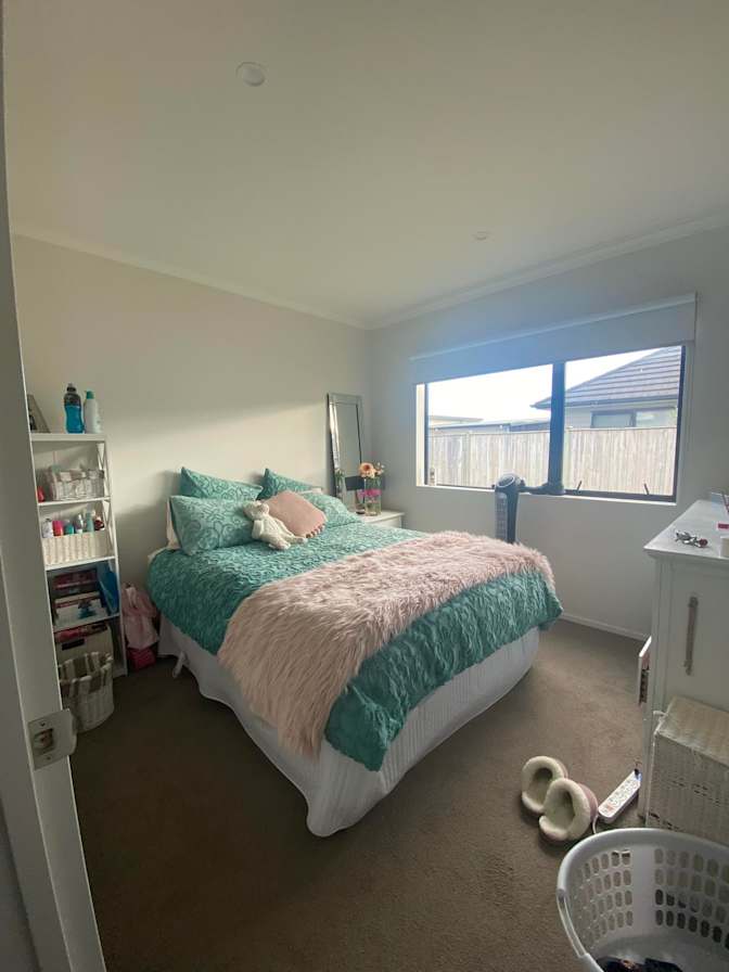 SAMMY's room