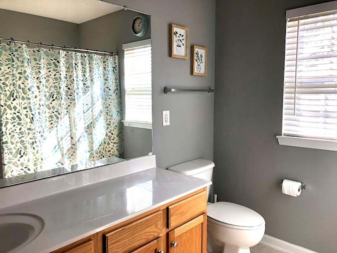 Alcove Rooms's room