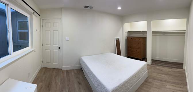 Sacramento's room