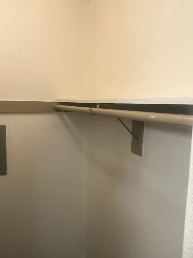 Robb Davis's room