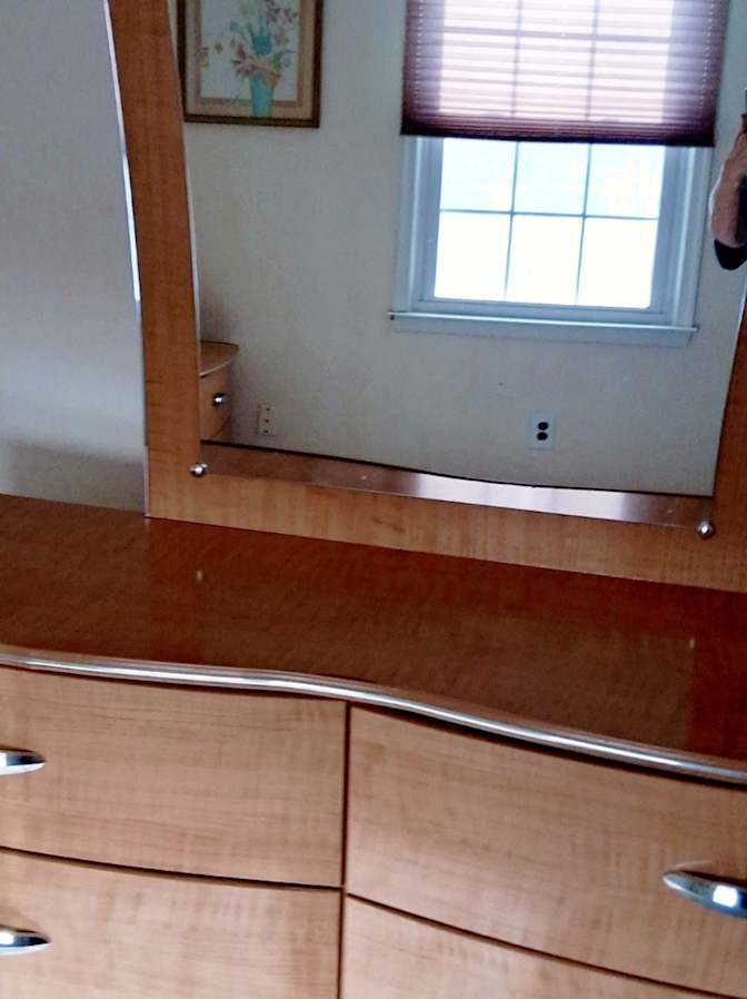 Lorraine Cramutola's room