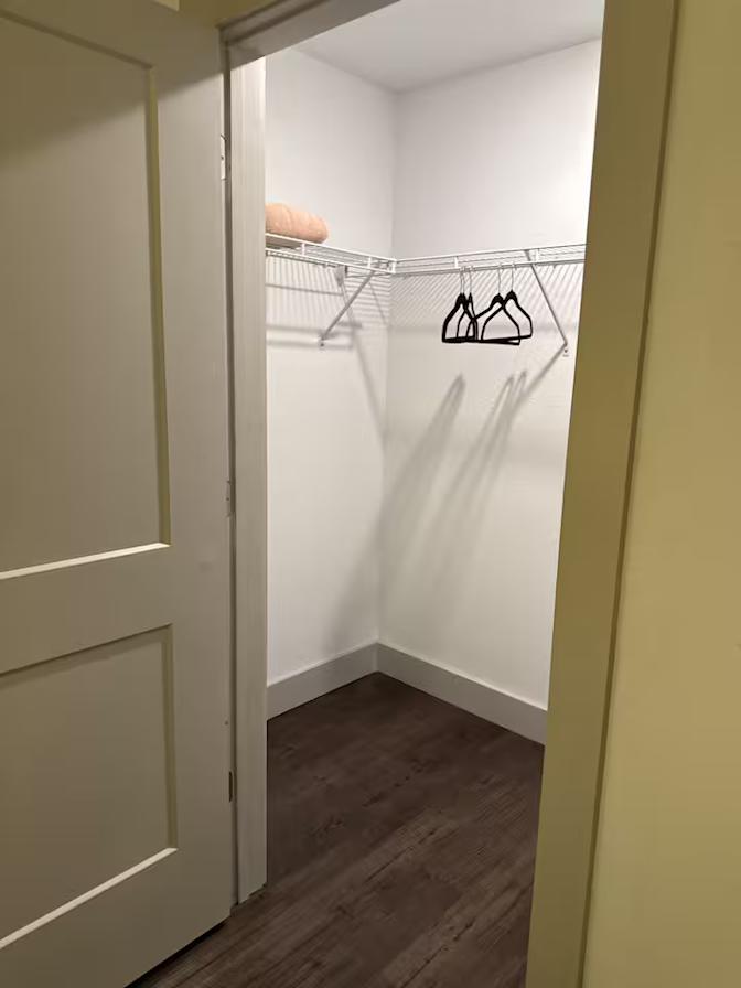 Eva's room