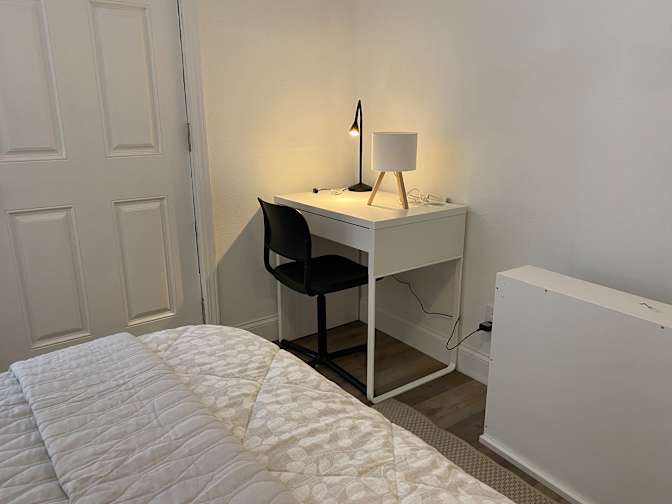 Gorden's room