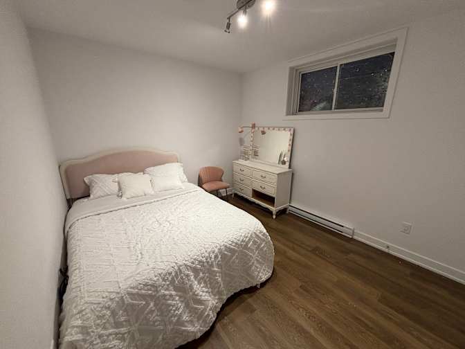 Crystal's room