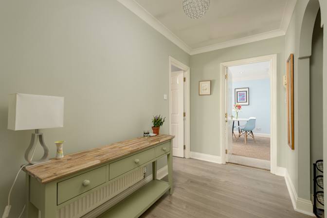 Jasmin Bouverie's room