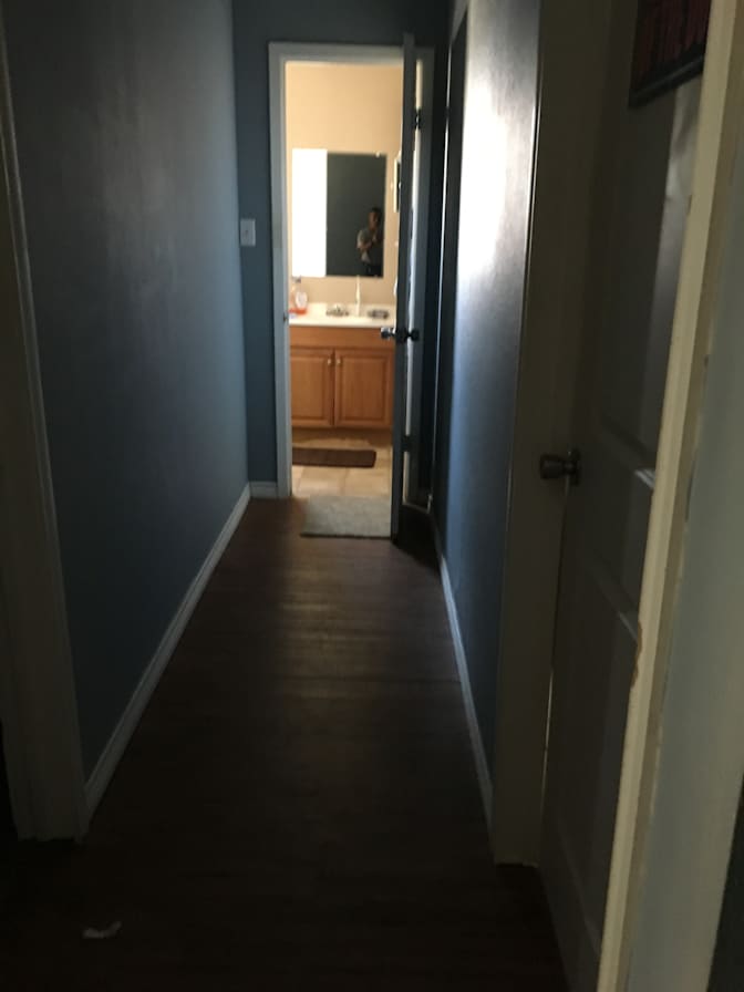 Thai's room