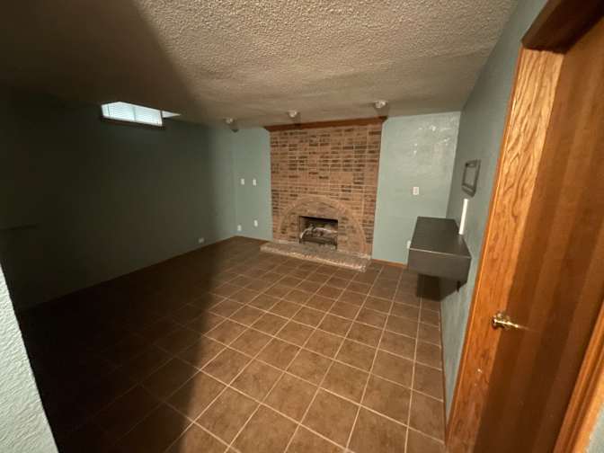 Simon's room