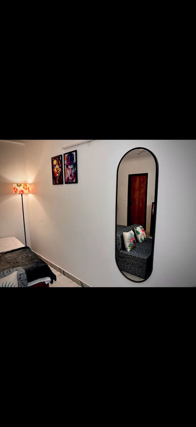 Hide Lover's room