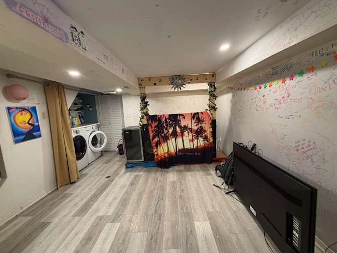 Dani's room
