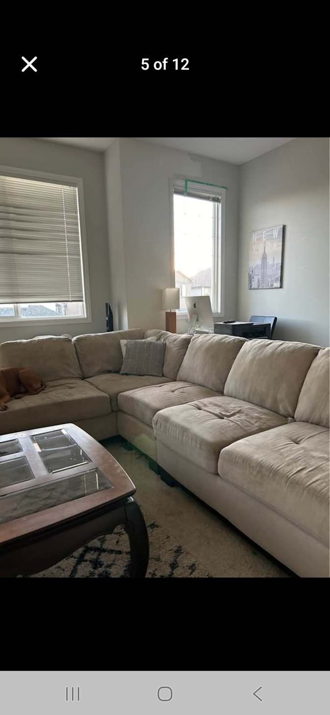 Laura KESSLER's room