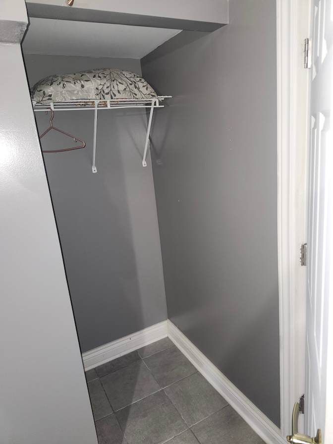 Pete Muzyka's room