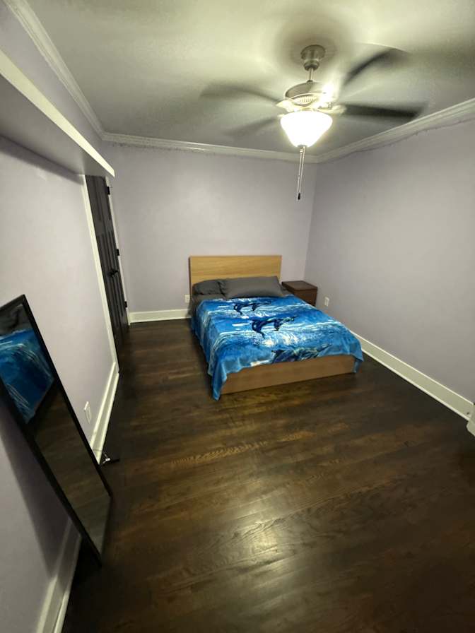 Alcove Rooms's room