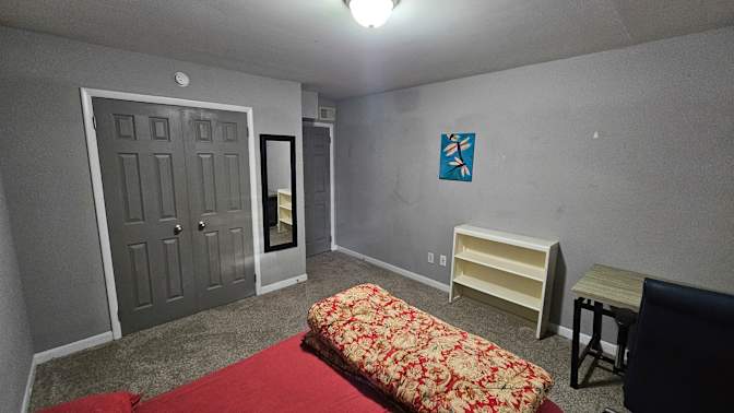 Akif's room