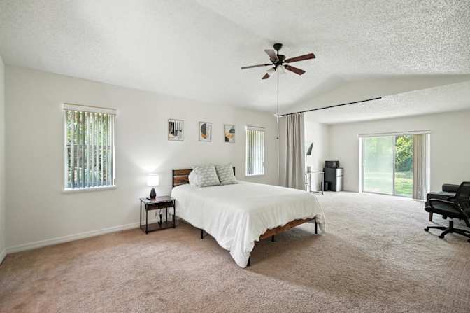 PadSplit's room