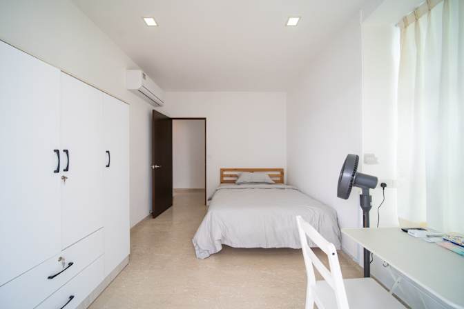 MLVH's room