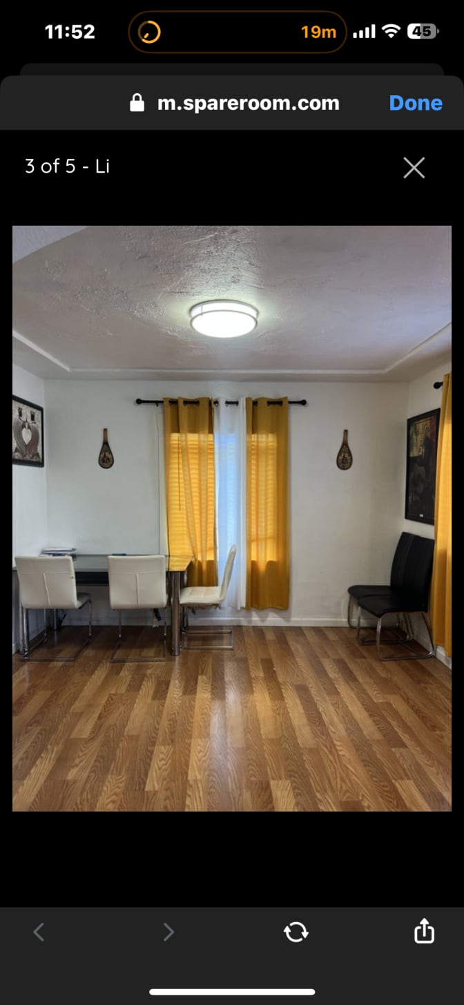latifa's room
