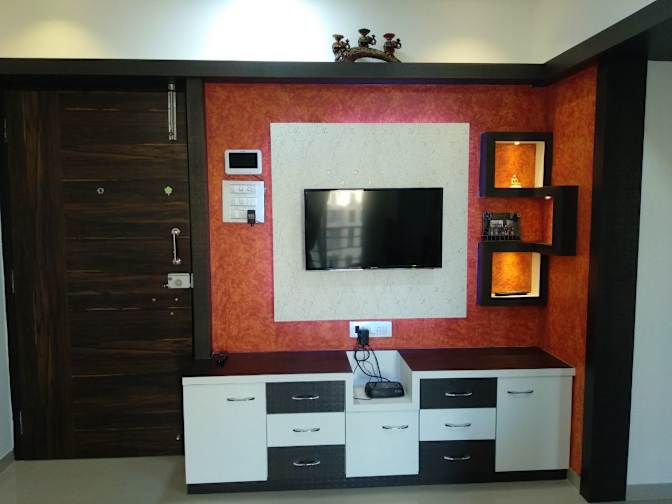 Meera Liz's room