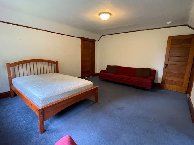 Anna's room