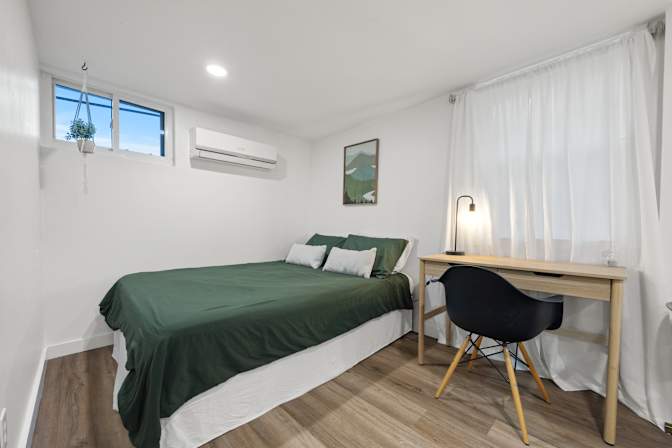 Jaz - The Sanctuary Properties's room