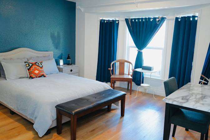 Jasmine Nguyen's room