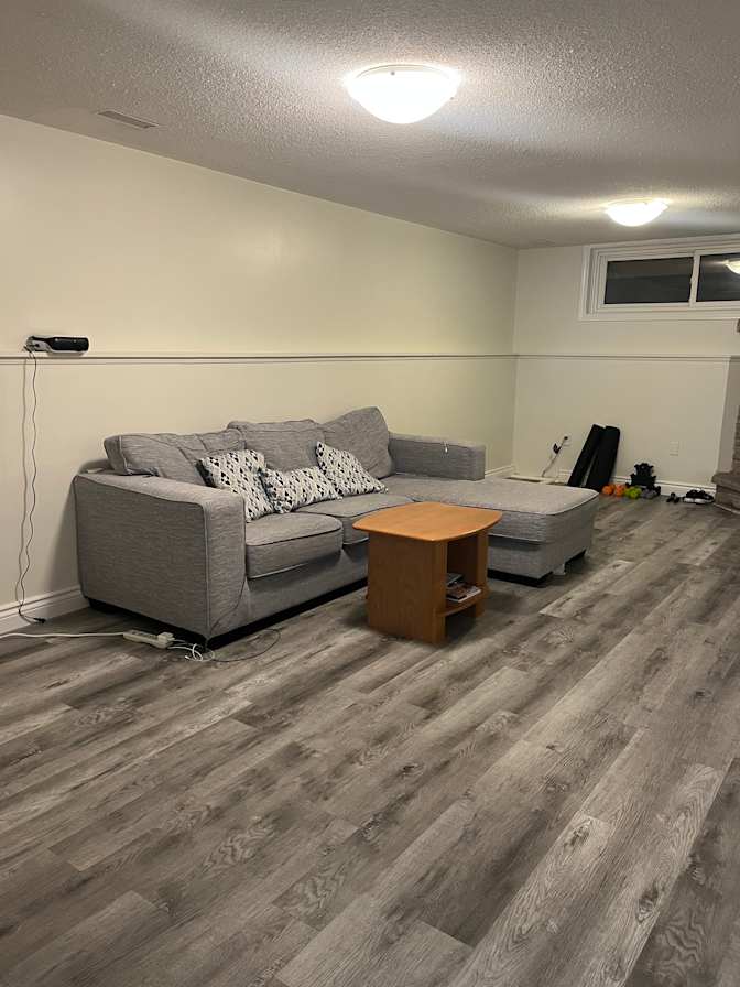 Tino's room