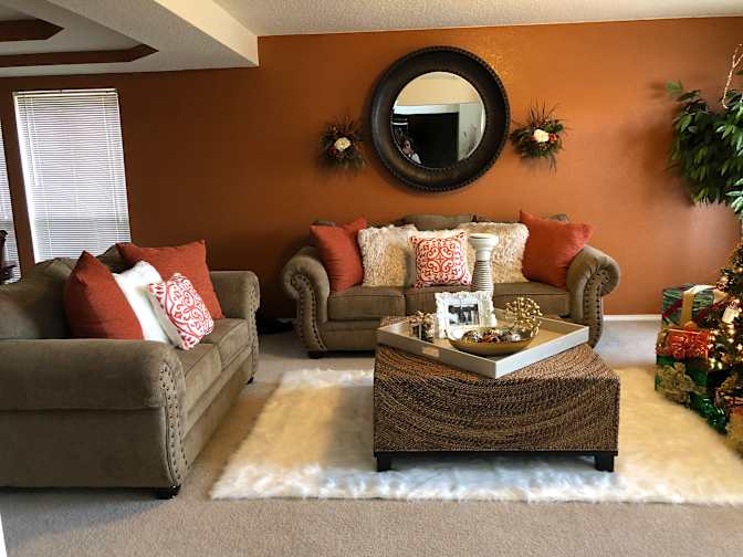 Tiashawn Sharp's room